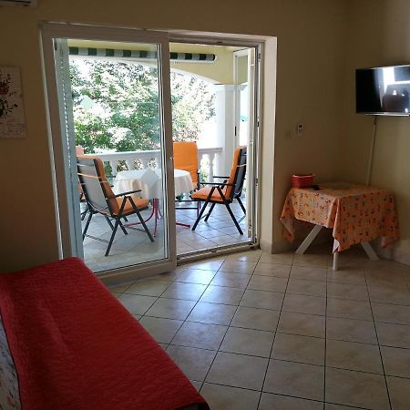 Apartmani Ban Omišalj Dış mekan fotoğraf