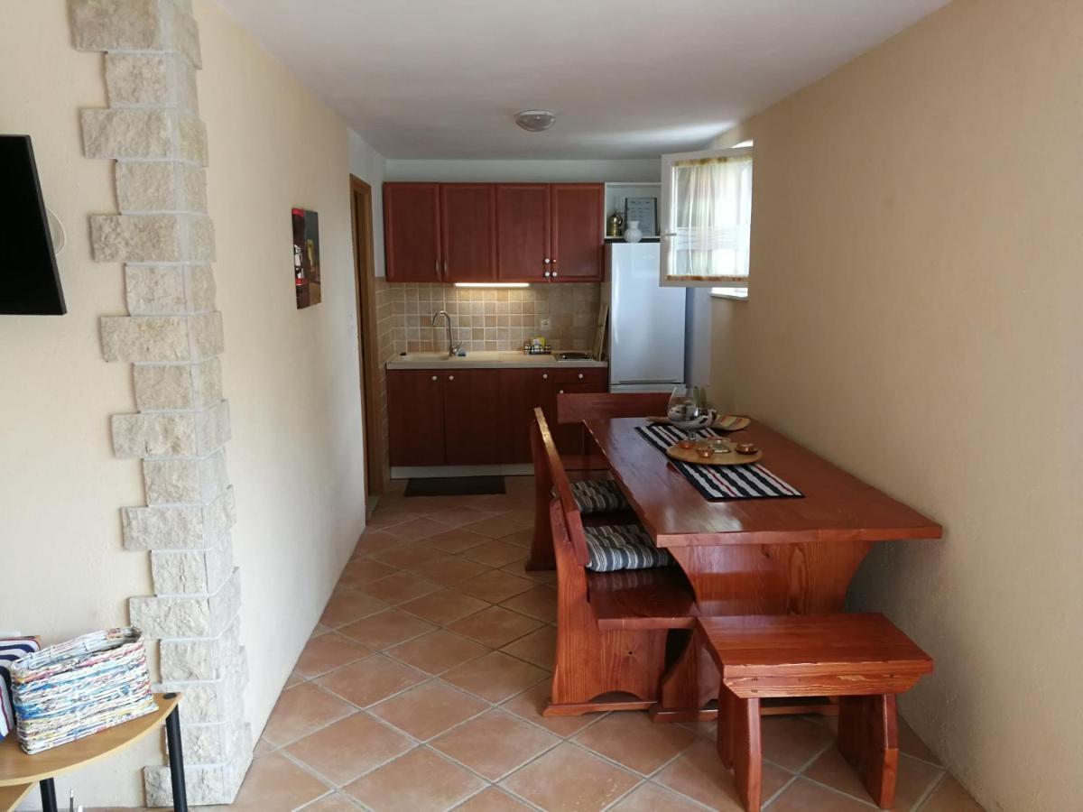 Apartmani Ban Omišalj Dış mekan fotoğraf