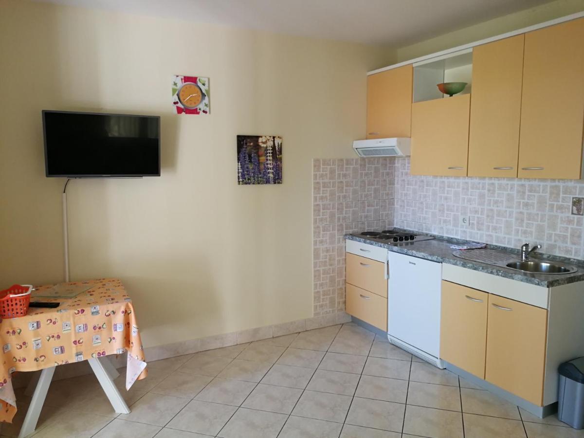Apartmani Ban Omišalj Dış mekan fotoğraf