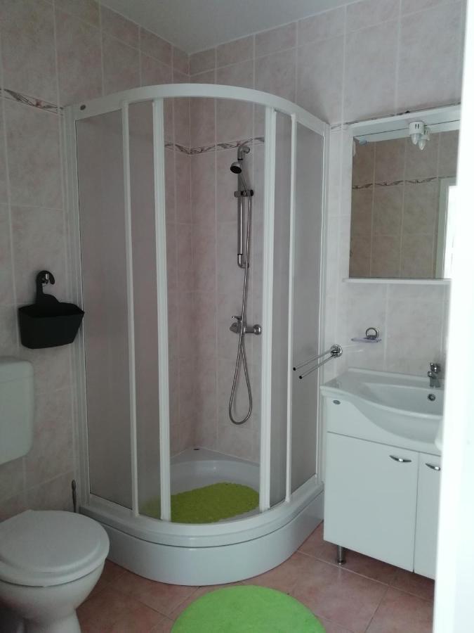 Apartmani Ban Omišalj Dış mekan fotoğraf