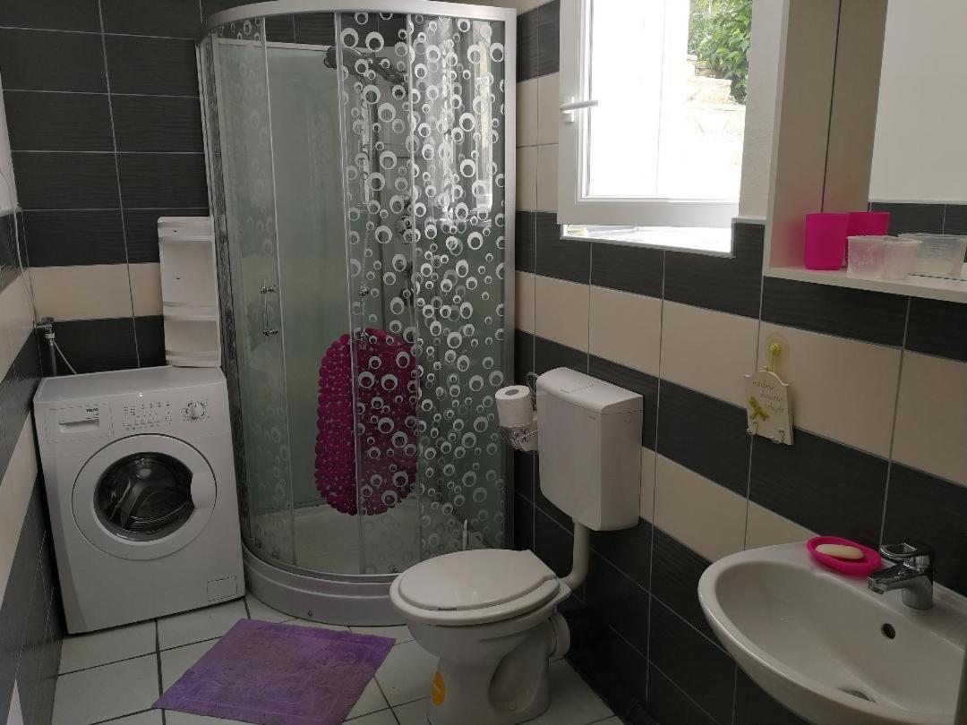 Apartmani Ban Omišalj Dış mekan fotoğraf